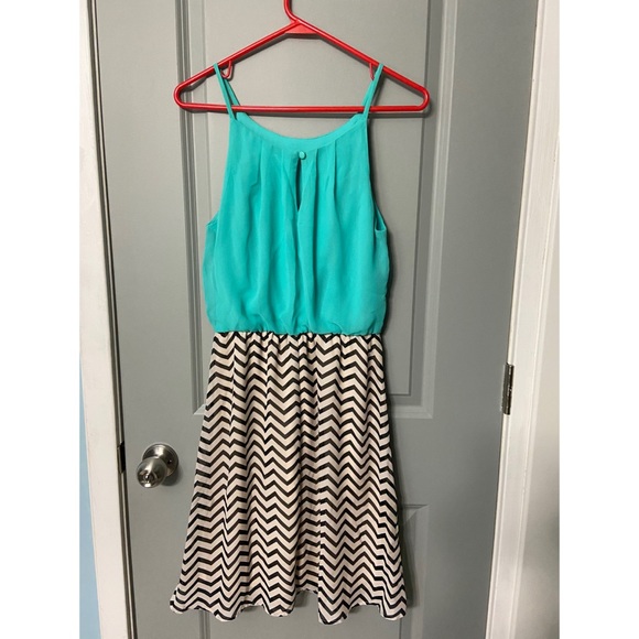 Chevron dress - Picture 6 of 8